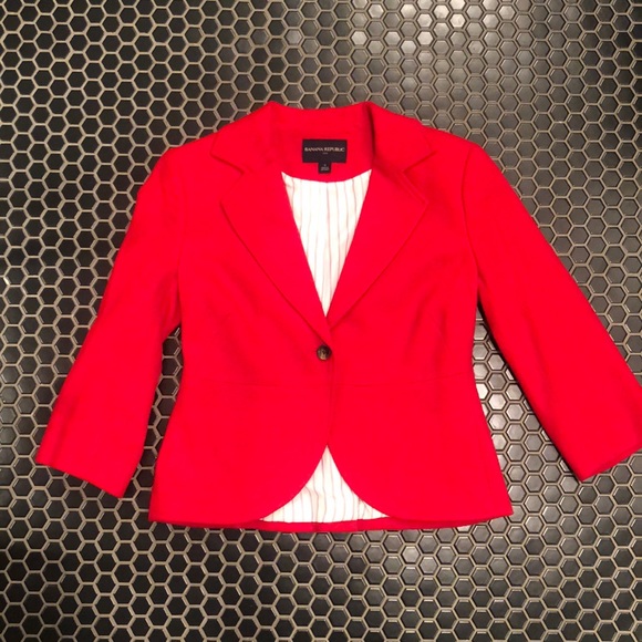 Banana Republic Jackets & Blazers - Banana Republic Red Cropped Wool Jacket